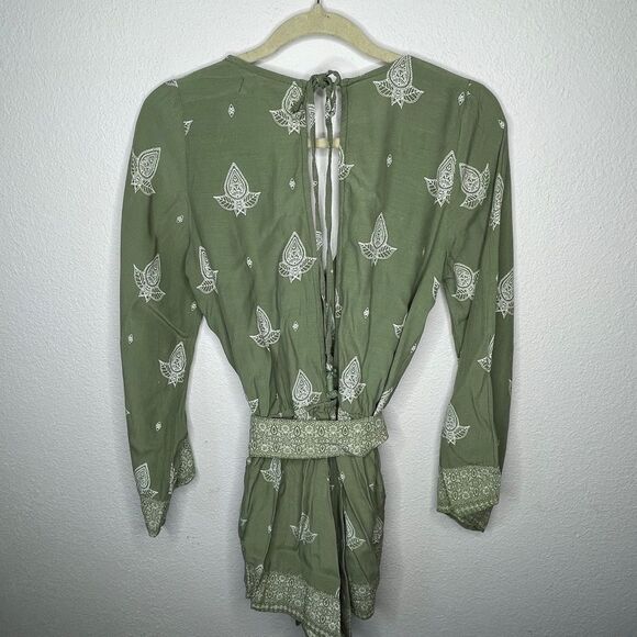 Faithfull Shorts Romper Green‎ - Picture 6 of 10